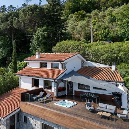 Villa Spettacolare Vista Isola Terrazza E Idromassaggio Noli Exterior foto